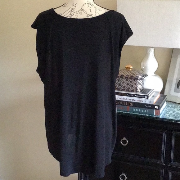 Forever 21 Plus Eiffel Tower Sheer Front Blouse - Picture 4 of 7